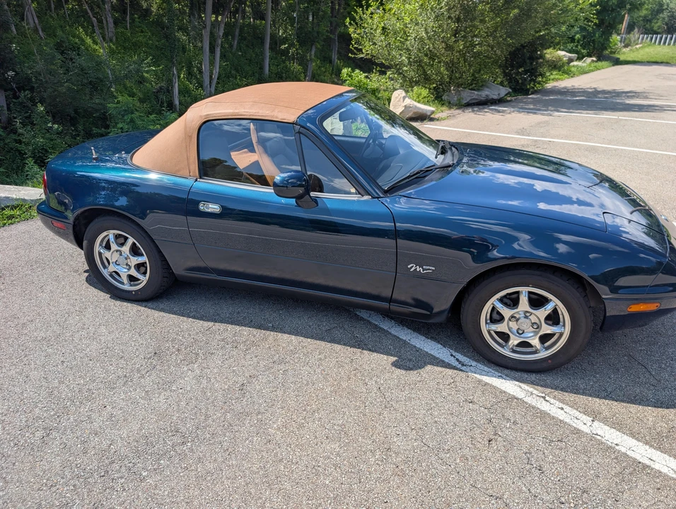 1994 Mazda NA MX-5 Miata - Image 22 of 31