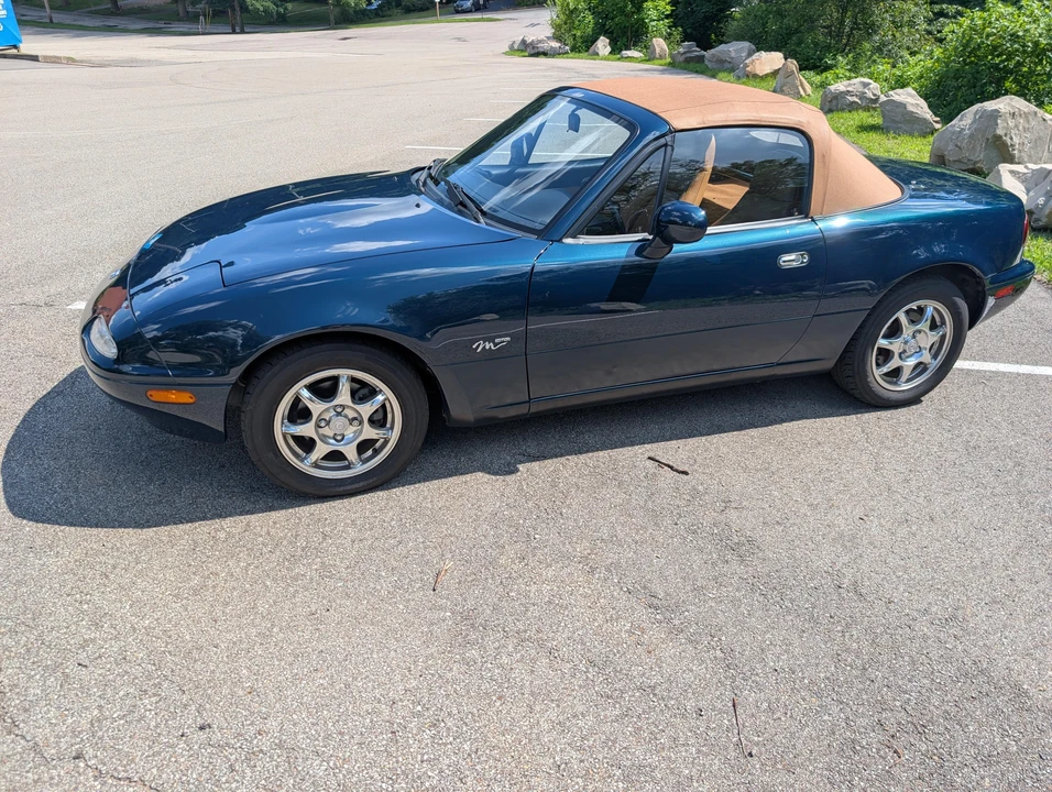 1994 Mazda NA MX-5 Miata - Image 18 of 31