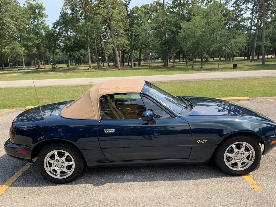1994 Mazda NA MX-5 Miata - Image 10 of 31