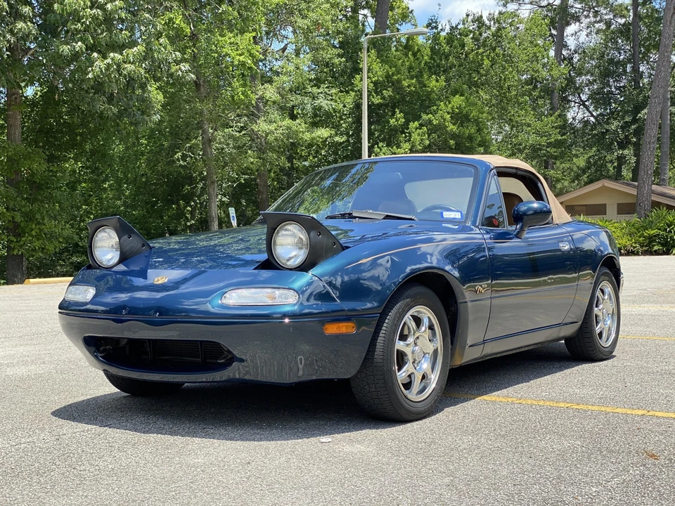 1994 Mazda NA MX-5 Miata - Image 2 of 31