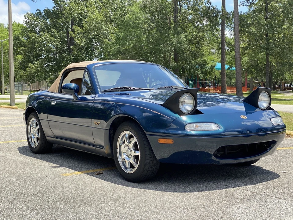 1994 Mazda NA MX-5 Miata - Image 6 of 31