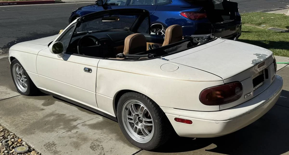 1994 Mazda NA MX-5 Miata - Image 3 of 10