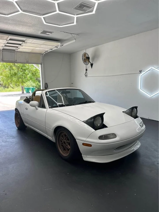 1994 Mazda NA MX-5 Miata - Image 2 of 8