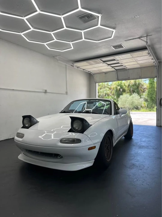1994 Mazda NA MX-5 Miata - Image 4 of 8