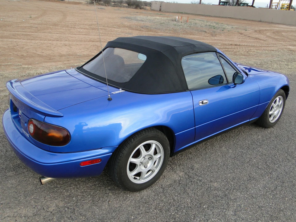 1994 Mazda NA MX-5 Miata - Image 3 of 31