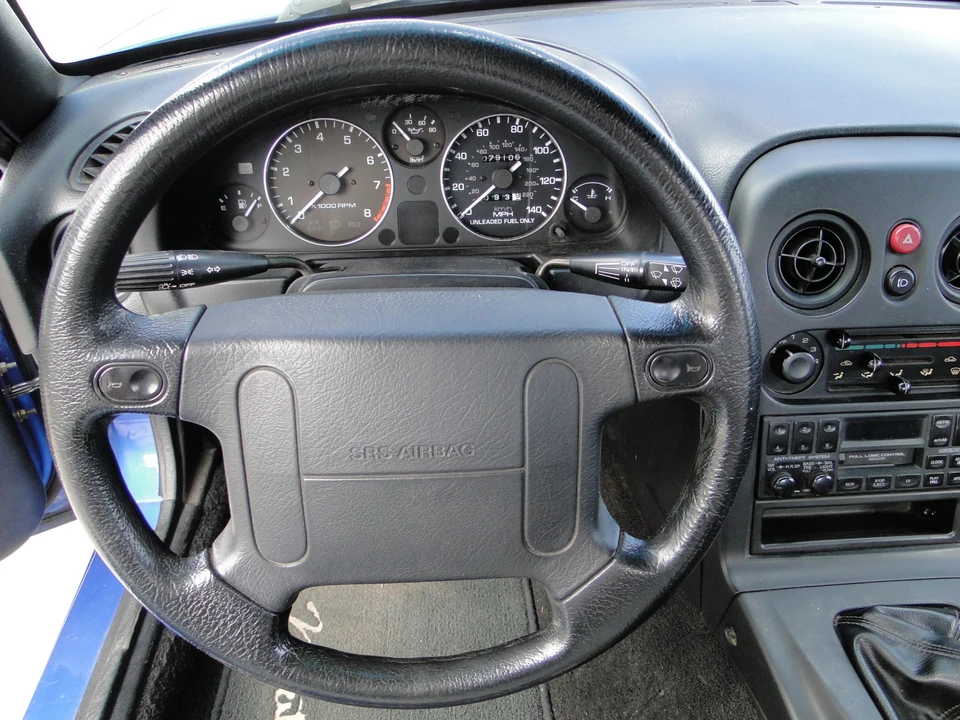 1994 Mazda NA MX-5 Miata - Image 29 of 31