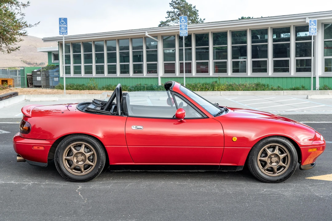 1994 Mazda NA MX-5 Miata - Image 9 of 31
