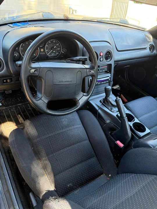 1994 Mazda NA MX-5 Miata - Image 5 of 7