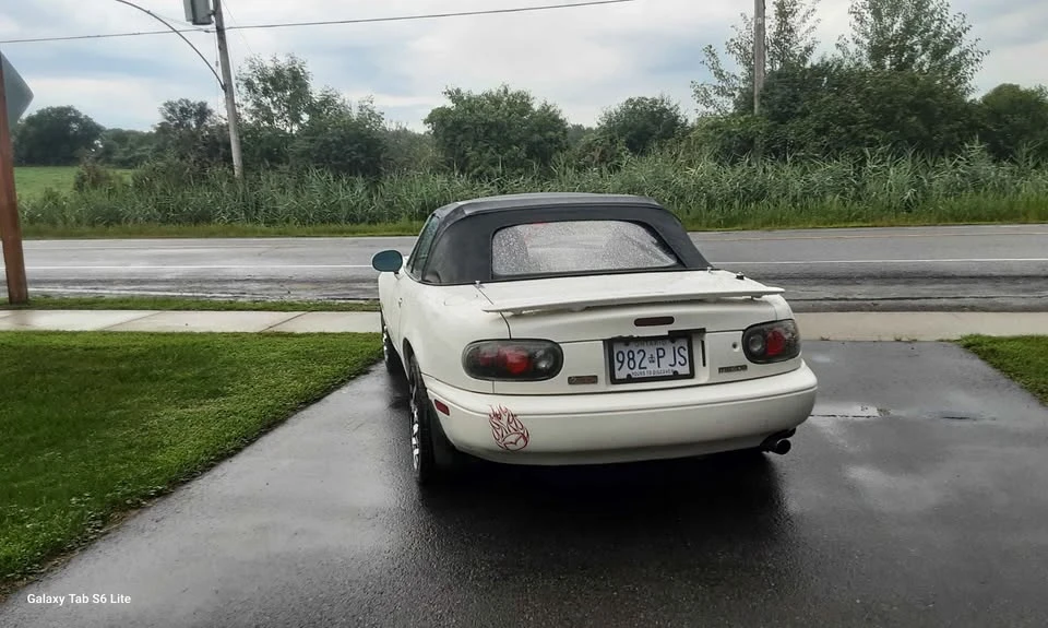 1994 Mazda NA MX-5 Miata - Image 4 of 8