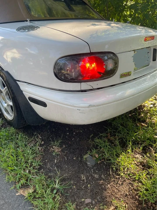 1994 Mazda NA MX-5 Miata - Image 15 of 18