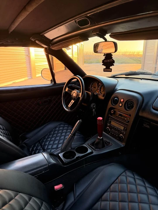 1994 Mazda NA MX-5 Miata - Image 3 of 5