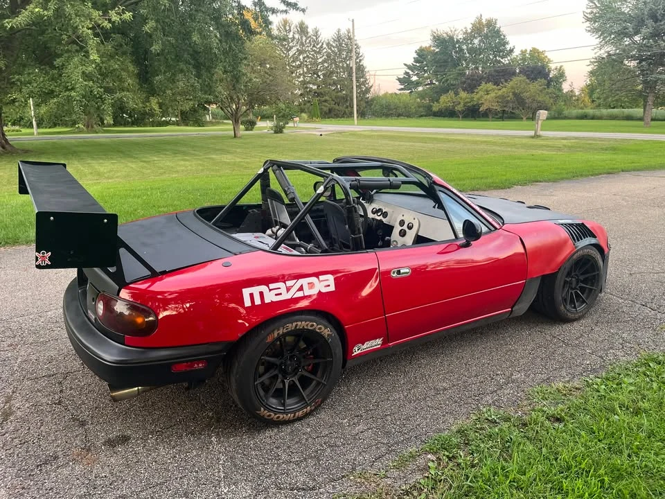 1994 Mazda NA MX-5 Miata - Image 14 of 15