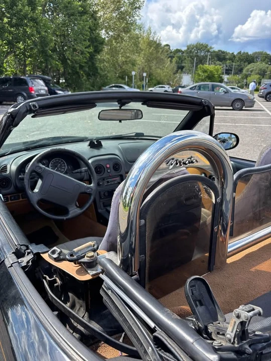 1994 Mazda NA MX-5 Miata - Image 4 of 4