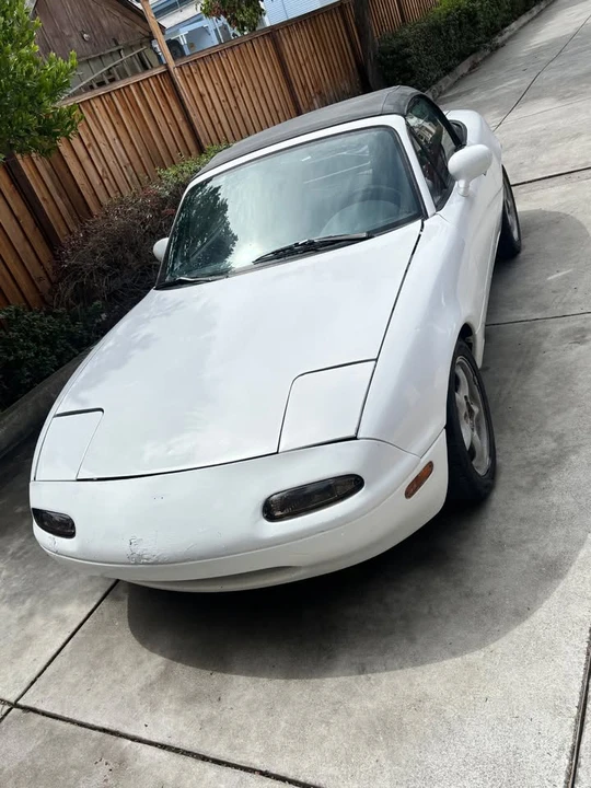1994 Mazda NA MX-5 Miata - Image 5 of 9
