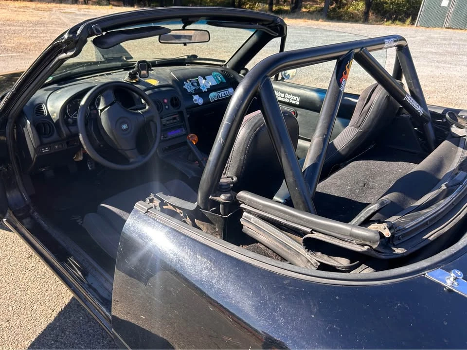 1994 Mazda NA MX-5 Miata - Image 5 of 11