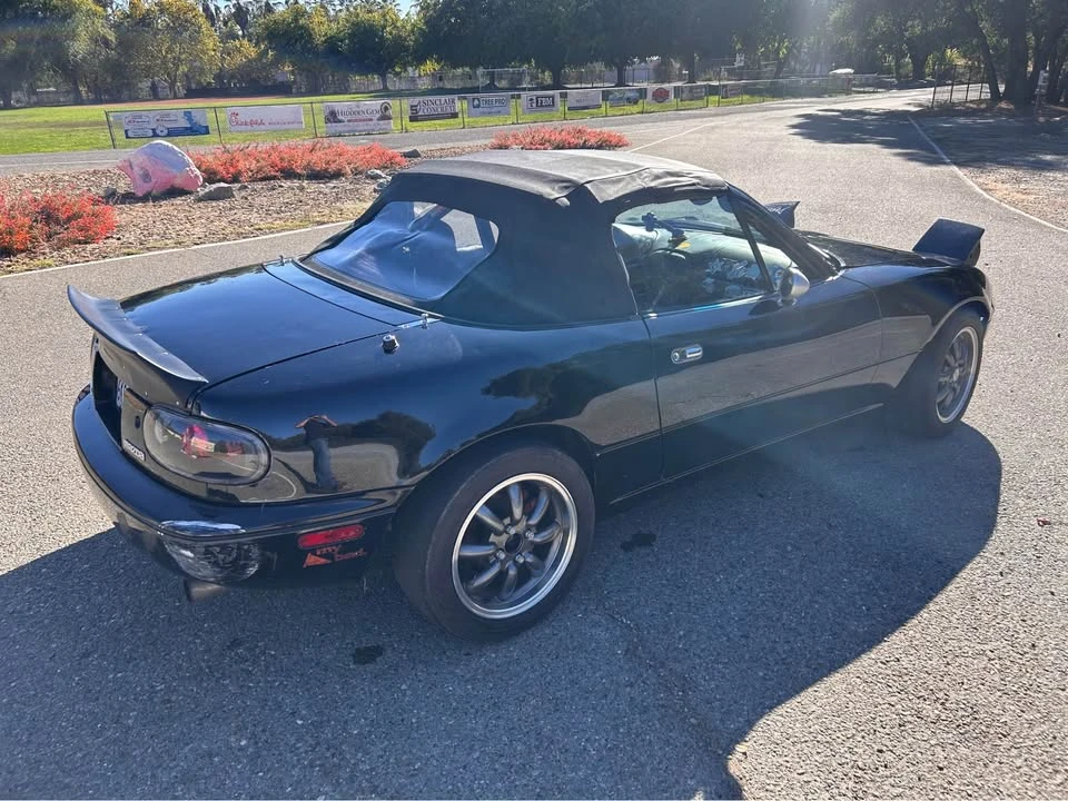 1994 Mazda NA MX-5 Miata - Image 6 of 11