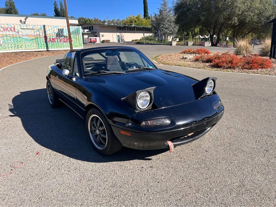 1994 Mazda NA MX-5 Miata - Image 10 of 11