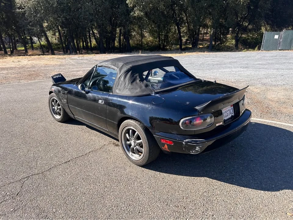 1994 Mazda NA MX-5 Miata - Image 7 of 11