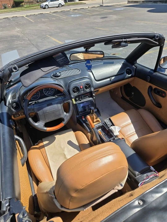1994 Mazda NA MX-5 Miata - Image 10 of 13