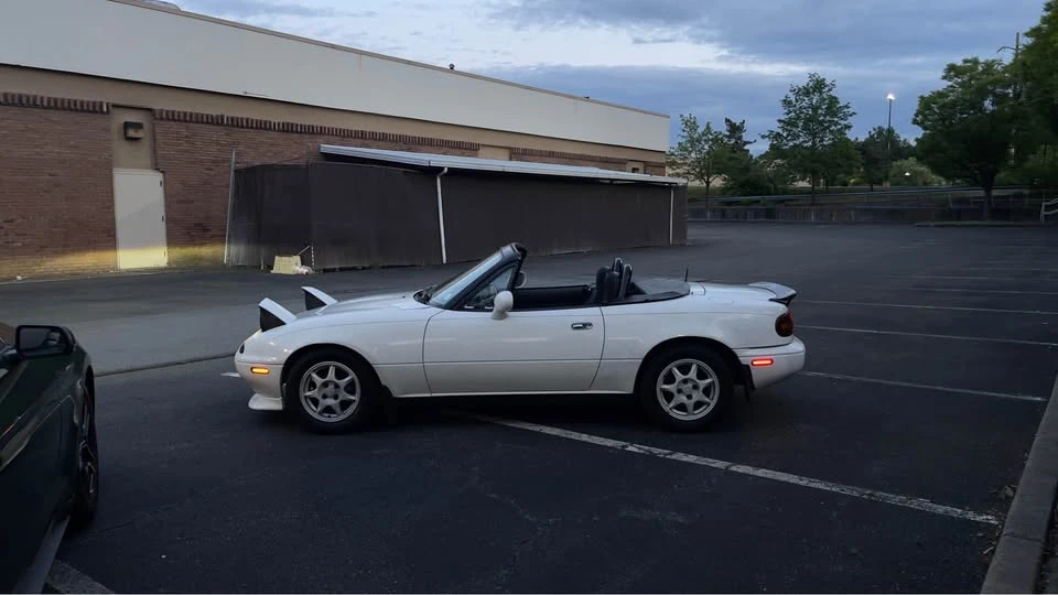 1994 Mazda NA MX-5 Miata - Image 3 of 6
