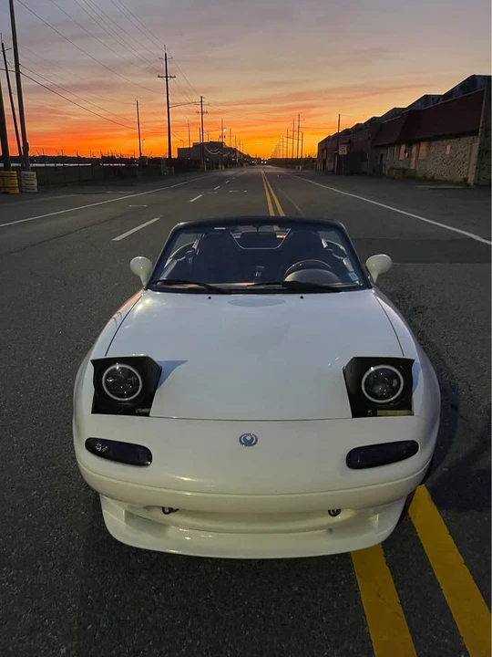 1994 Mazda NA MX-5 Miata - Image 5 of 6