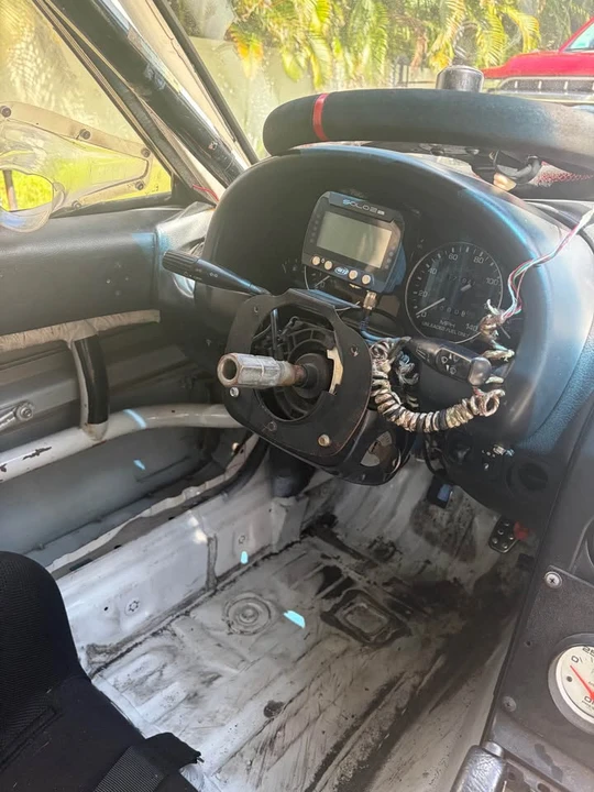 1994 Mazda NA MX-5 Miata - Image 9 of 11