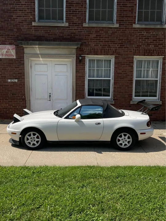 1994 Mazda NA MX-5 Miata - Image 3 of 20