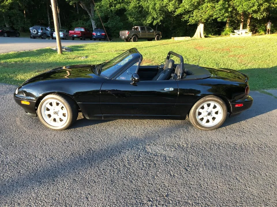 1994 Mazda NA MX-5 Miata - Image 13 of 17