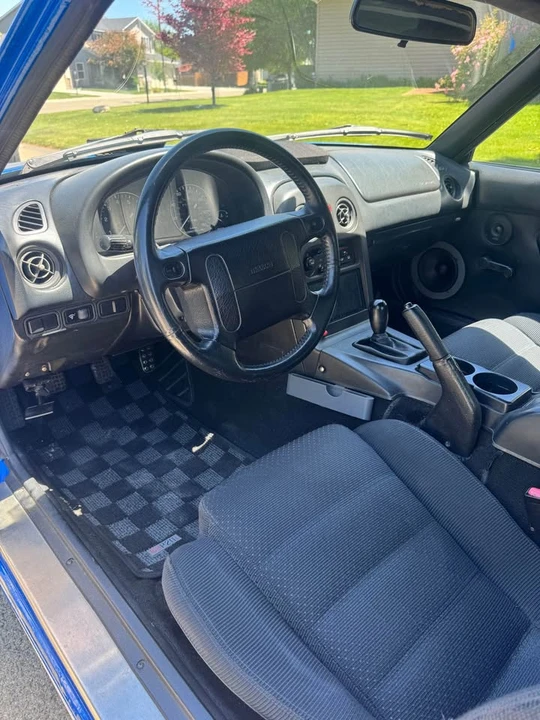 1994 Mazda NA MX-5 Miata - Image 8 of 10