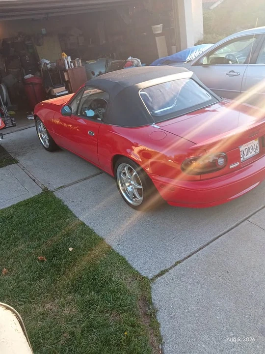 1994 Mazda NA MX-5 Miata - Image 6 of 8
