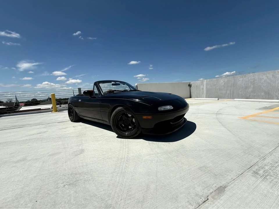 1994 Mazda NA MX-5 Miata - Image 2 of 13