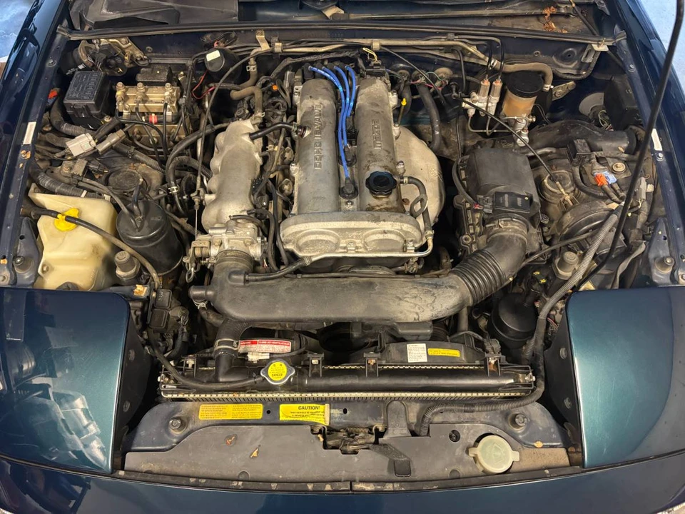1994 Mazda NA MX-5 Miata - Image 13 of 14