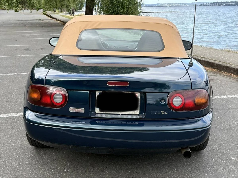 1994 Mazda NA MX-5 Miata - Image 9 of 14