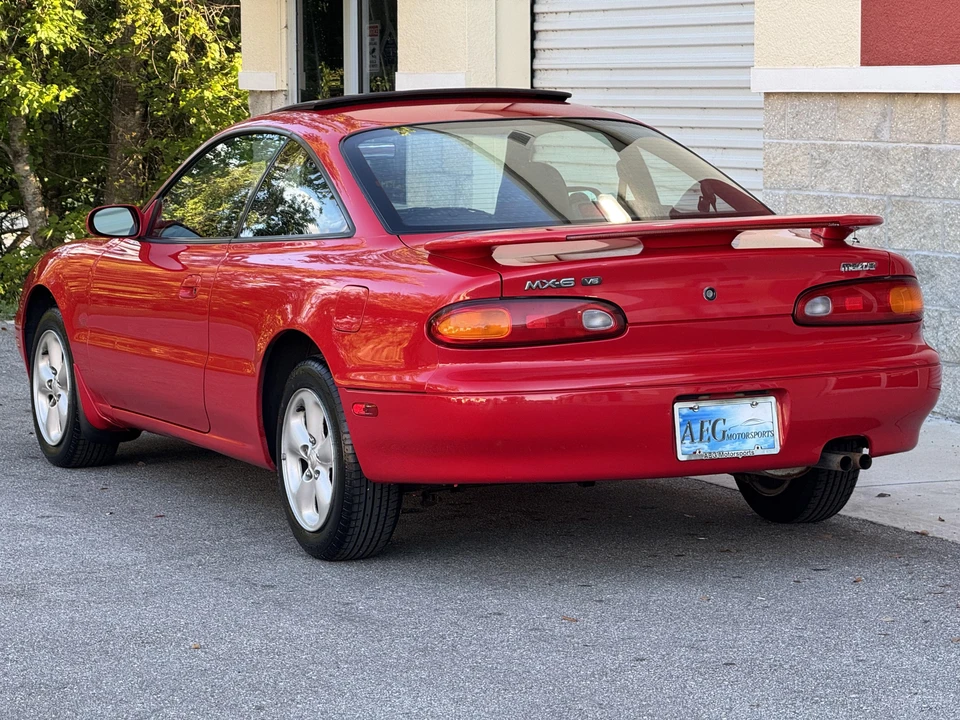 1994 Mazda MX-6 2nd Gen - Image 11 of 31