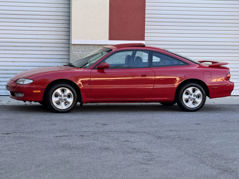 1994 Mazda MX-6 2nd Gen - Image 8 of 31