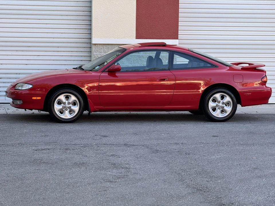 1994 Mazda MX-6 2nd Gen - Image 9 of 31