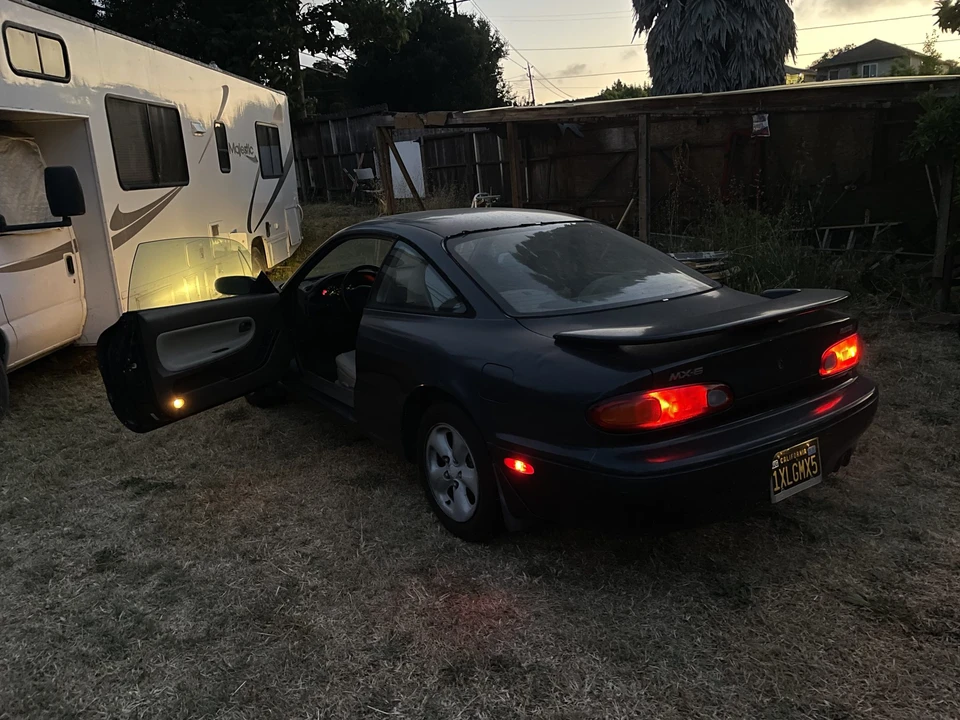 1994 Mazda MX-6 2nd Gen - Image 21 of 31
