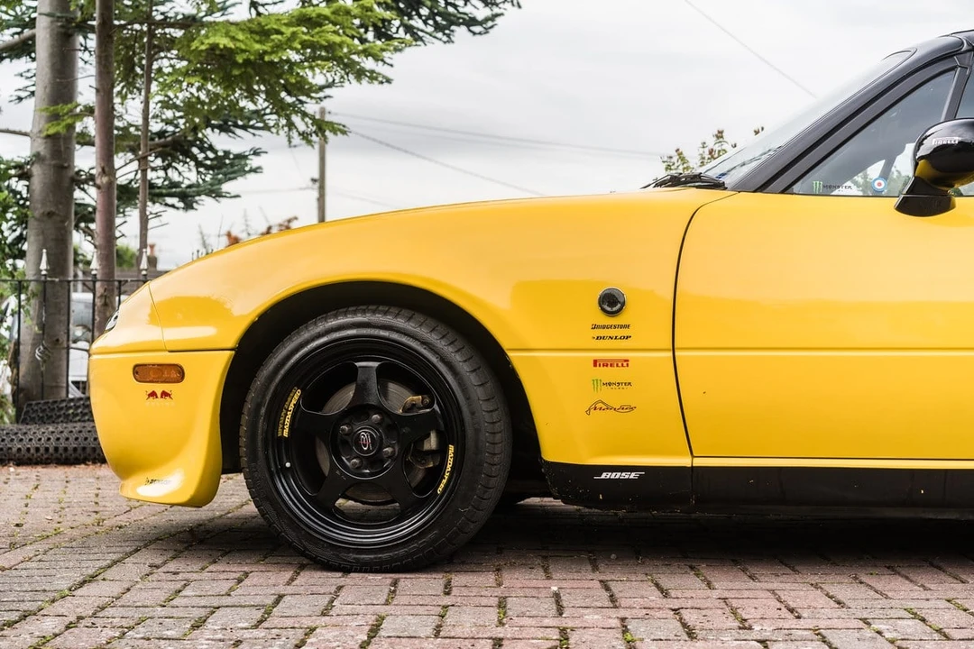 1994 Mazda NA MX-5 Miata - Image 21 of 30