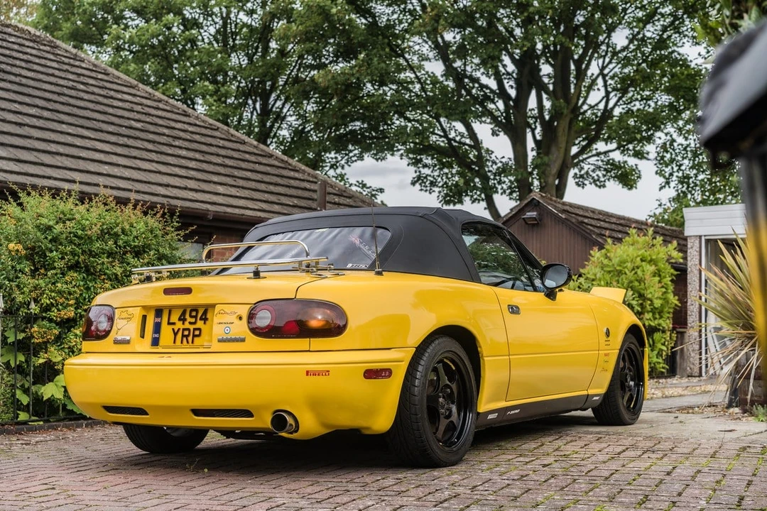1994 Mazda NA MX-5 Miata - Image 18 of 30