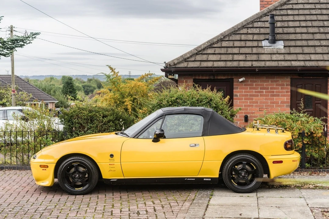 1994 Mazda NA MX-5 Miata - Image 19 of 30