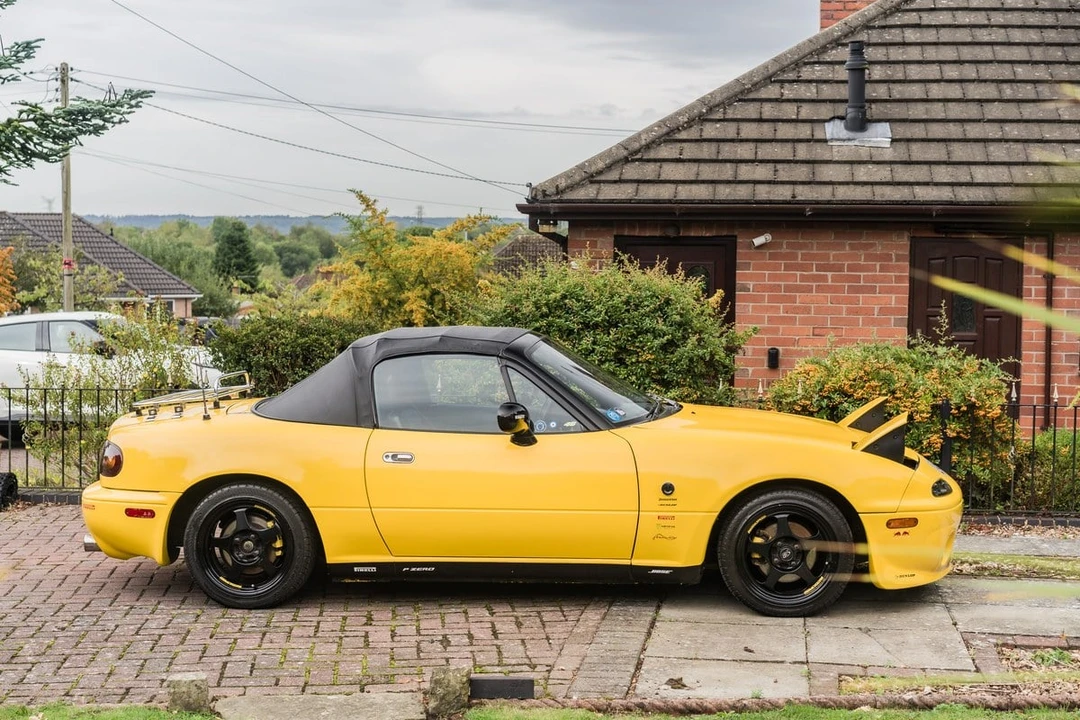1994 Mazda NA MX-5 Miata - Image 17 of 30
