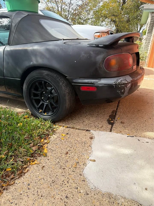 1994 Mazda NA MX-5 Miata - Image 5 of 5