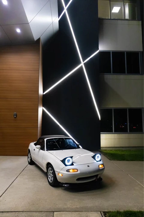 1994 Mazda NA MX-5 Miata - Image 5 of 10