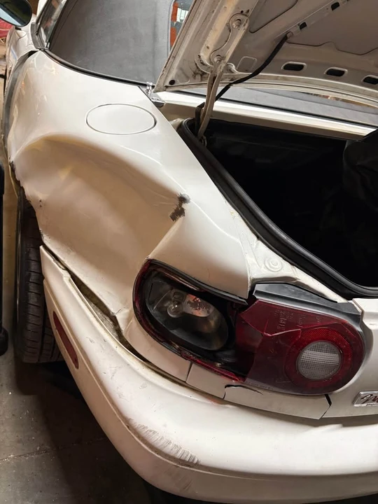 1994 Mazda NA MX-5 Miata - Image 6 of 6