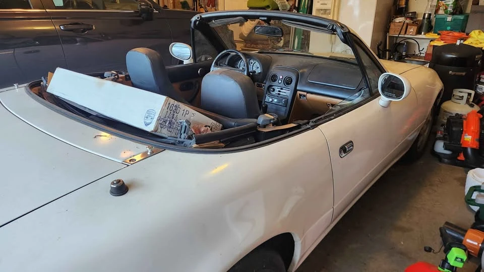 1994 Mazda NA MX-5 Miata - Image 4 of 7