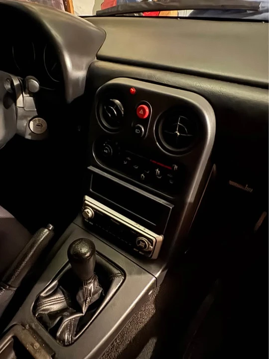 1994 Mazda NA MX-5 Miata - Image 5 of 5