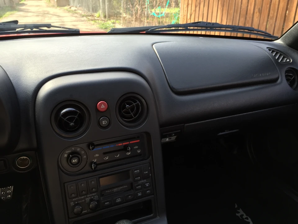1994 Mazda NA MX-5 Miata - Image 25 of 31