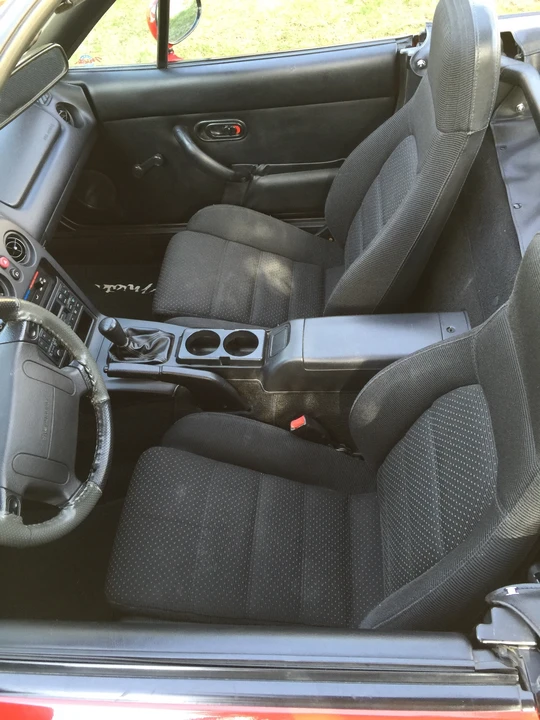1994 Mazda NA MX-5 Miata - Image 28 of 31