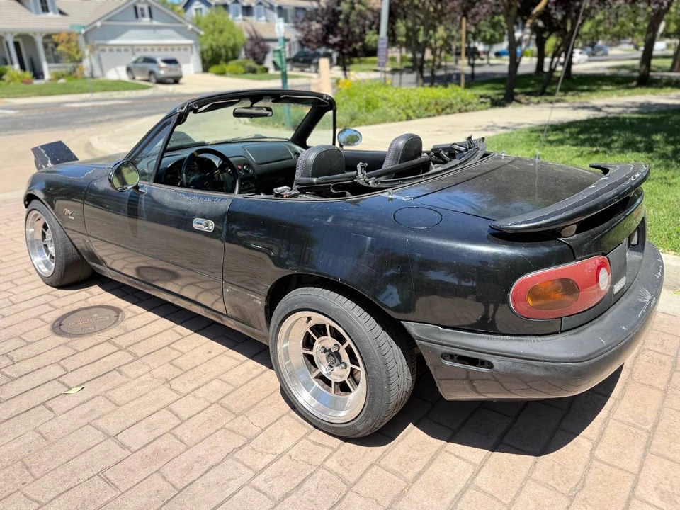 1994 Mazda NA MX-5 Miata - Image 4 of 16