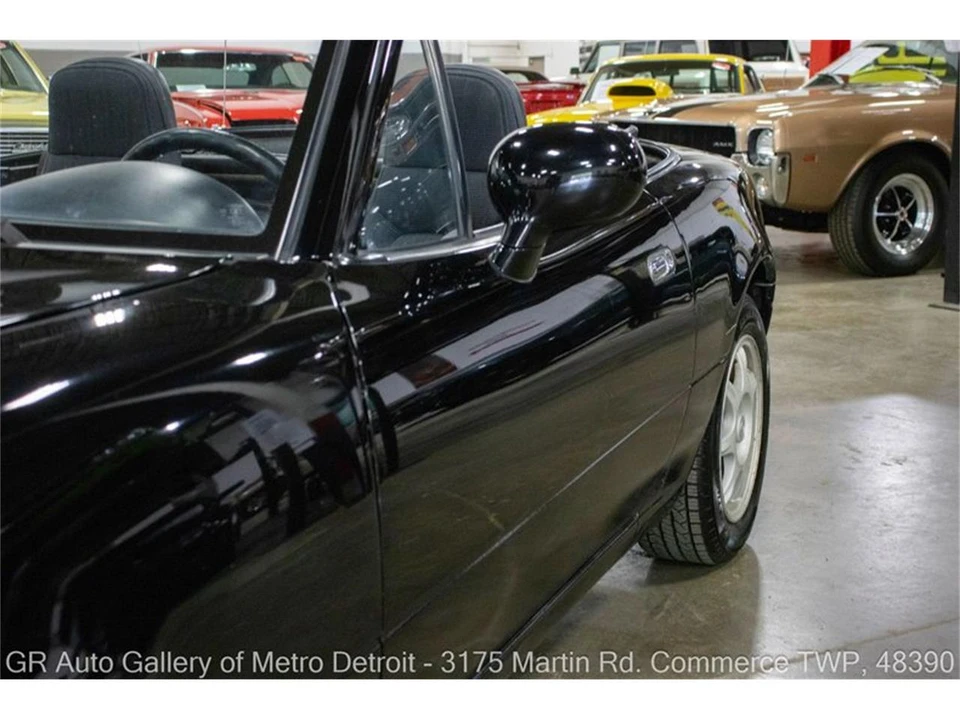 1994 Mazda NA MX-5 Miata - Image 21 of 31